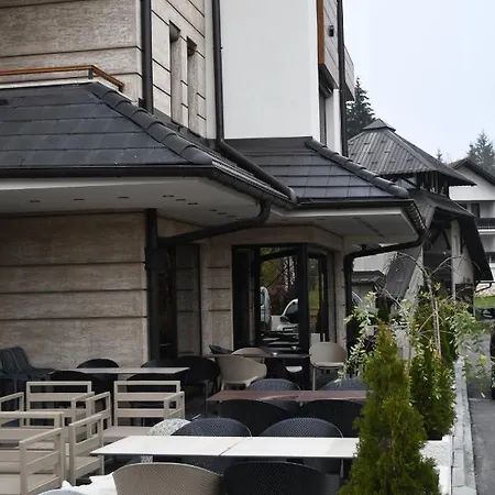 アパートホテル Dream ズラティボール